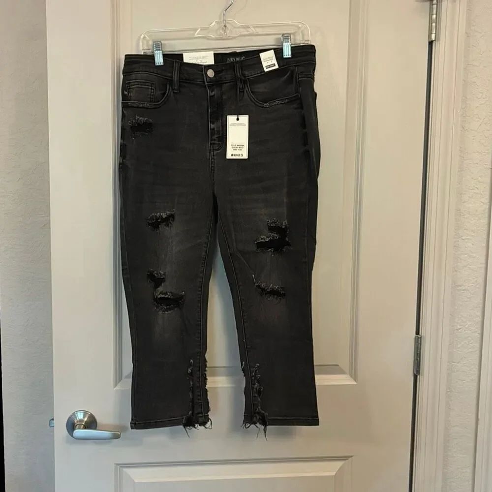 Judy Blue skinny fit Capri women’s size 11